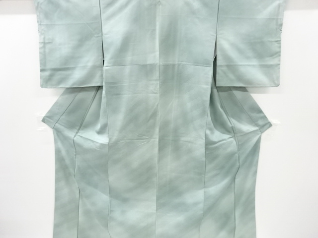 リサイクル　東京英謹製　青海波模様織り出し一つ紋付下げ色無地着物